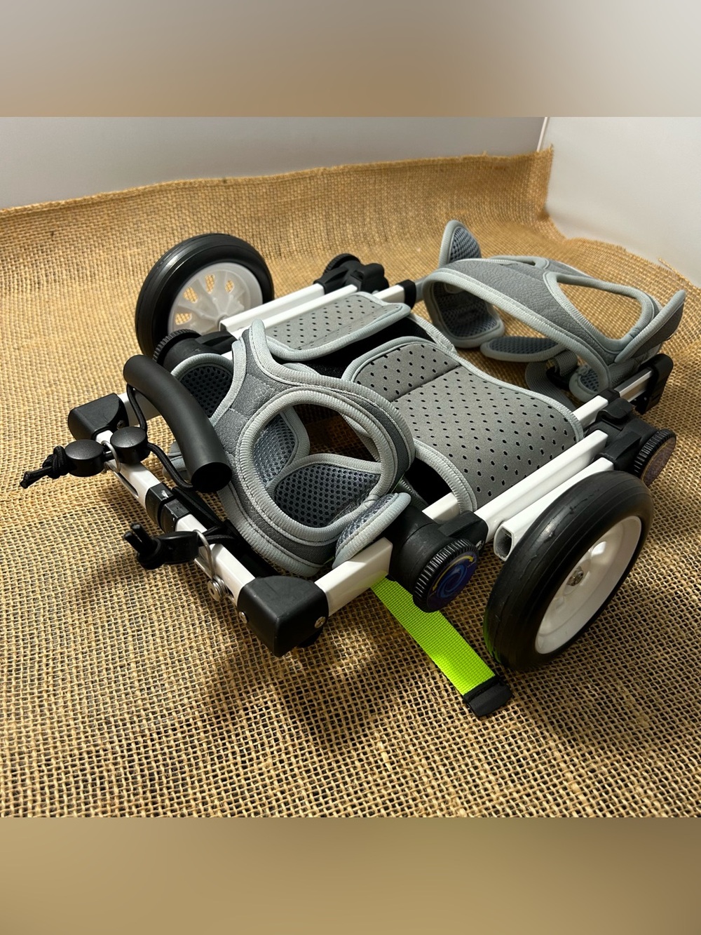 LetPetRun Adjustable Dog Wheelchair for Back Legs Mobility Support XXS NEW